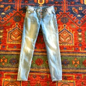 Old Navy Rockstar Super Skinny Jeans